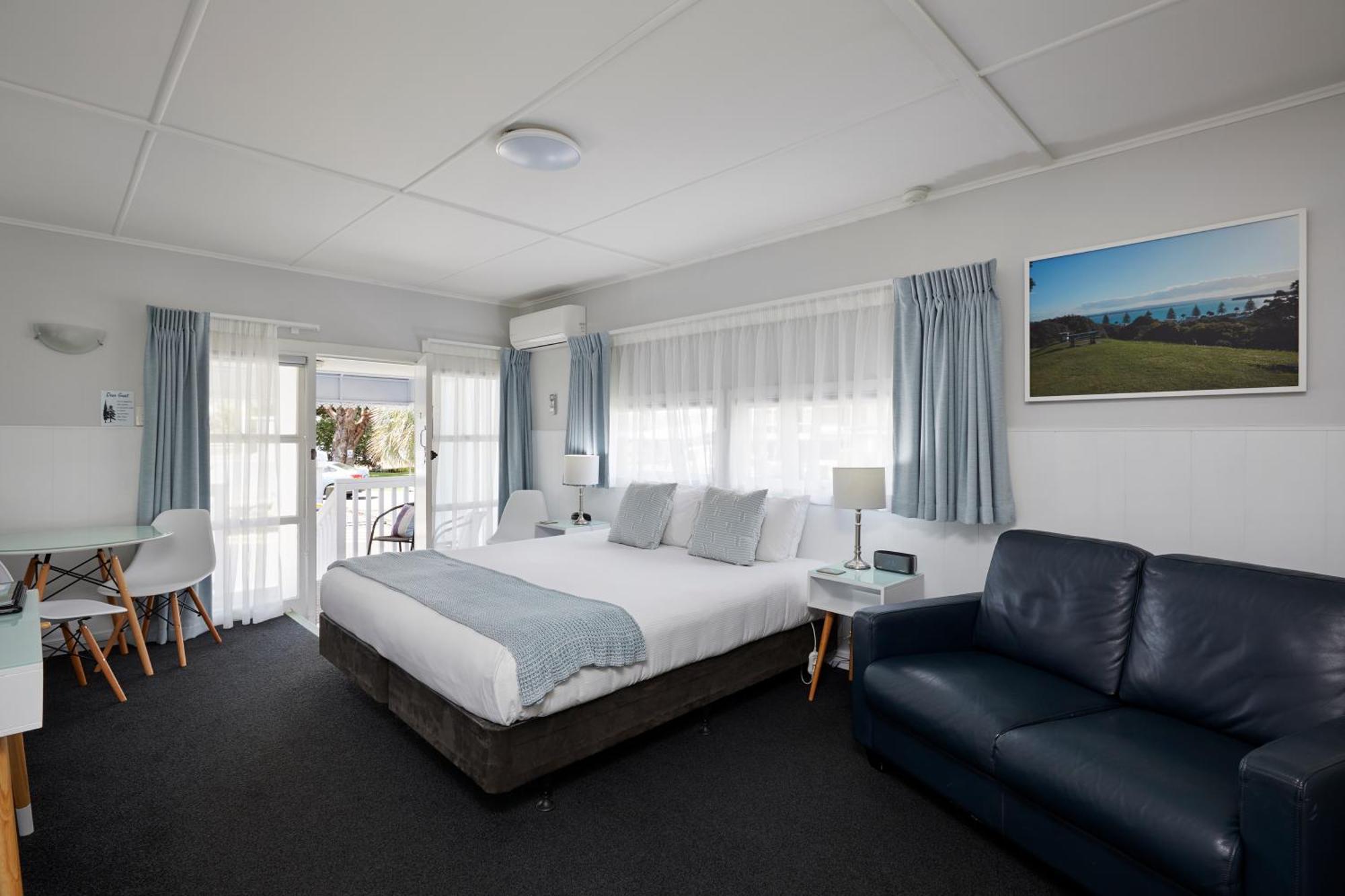 Harbour View Motel And Waterfront Apartments ตาอูรังกา ภายนอก รูปภาพ