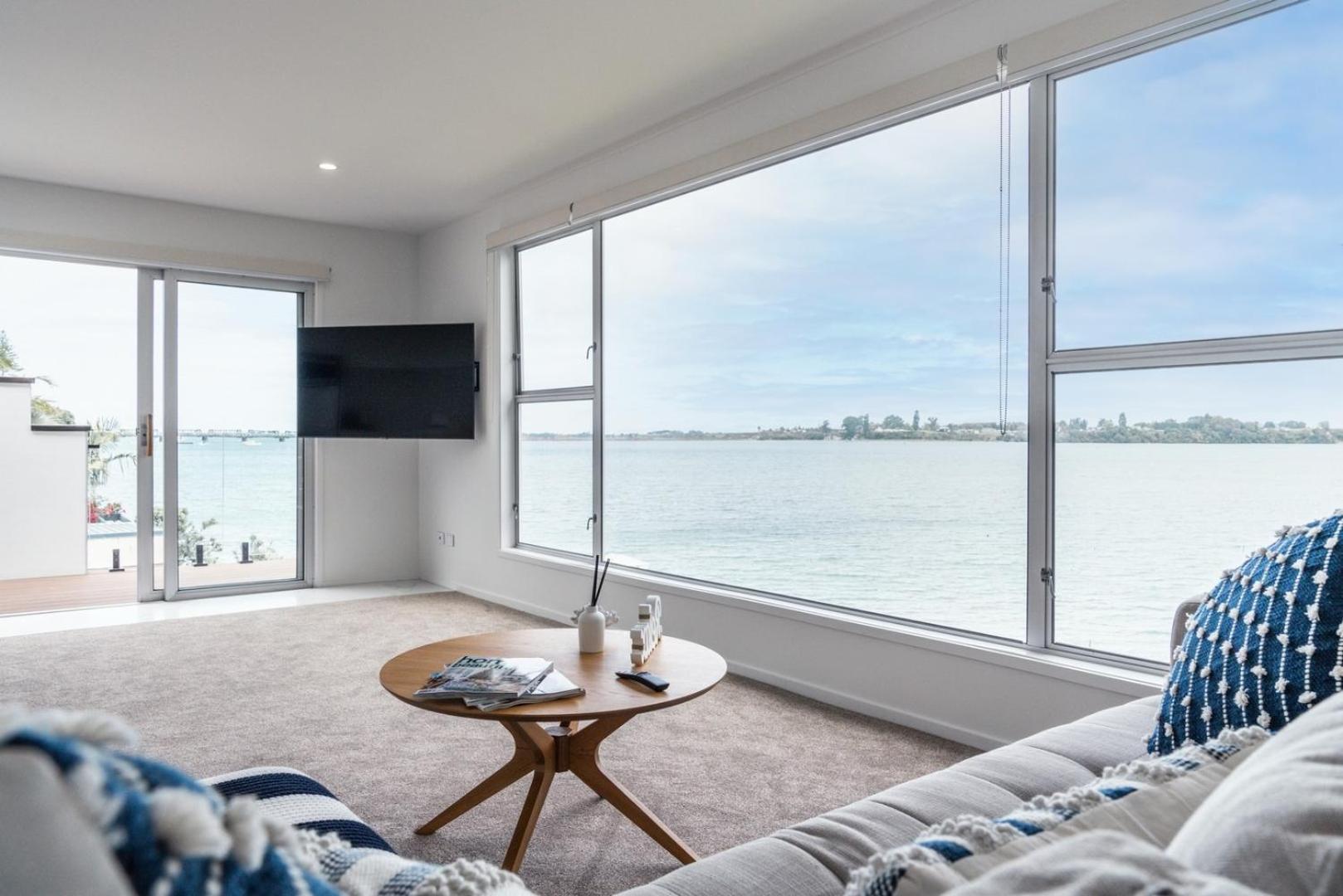 Harbour View Motel And Waterfront Apartments ตาอูรังกา ภายนอก รูปภาพ